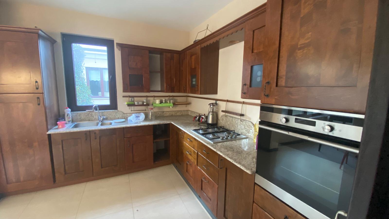 YALINCAK PARK EVLER 2'DE SATILIK TRİPLEKS VİLLA